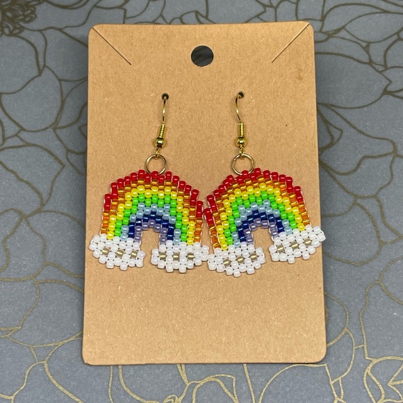 Rainbow handmade beaded earrings - Picture 1 of 1